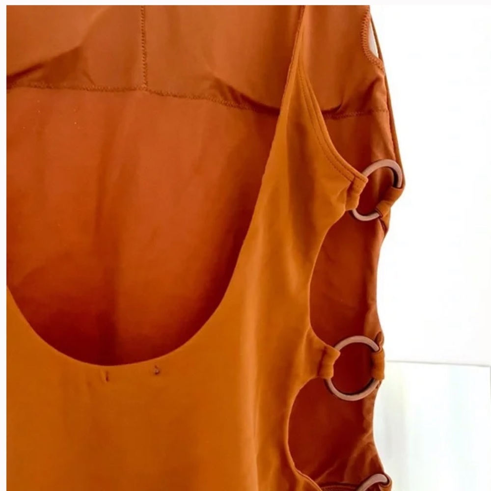 Aeries scoop back open side one piece bathing suit - Picture 3 of 6